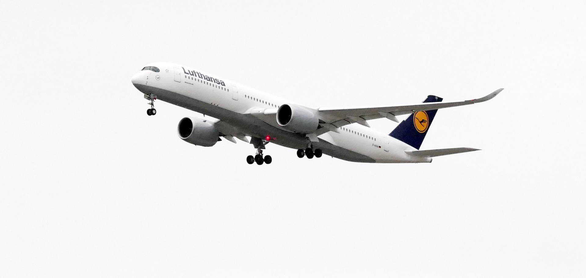 Luftlöcher fühlen sich für Passagiere unangenehm an. (Symbolbild).