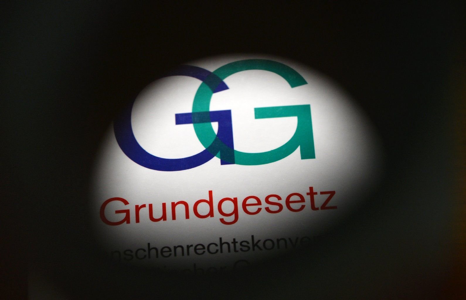 Die JU will die Nationalhymne ins Grundgesetz aufnehmen.