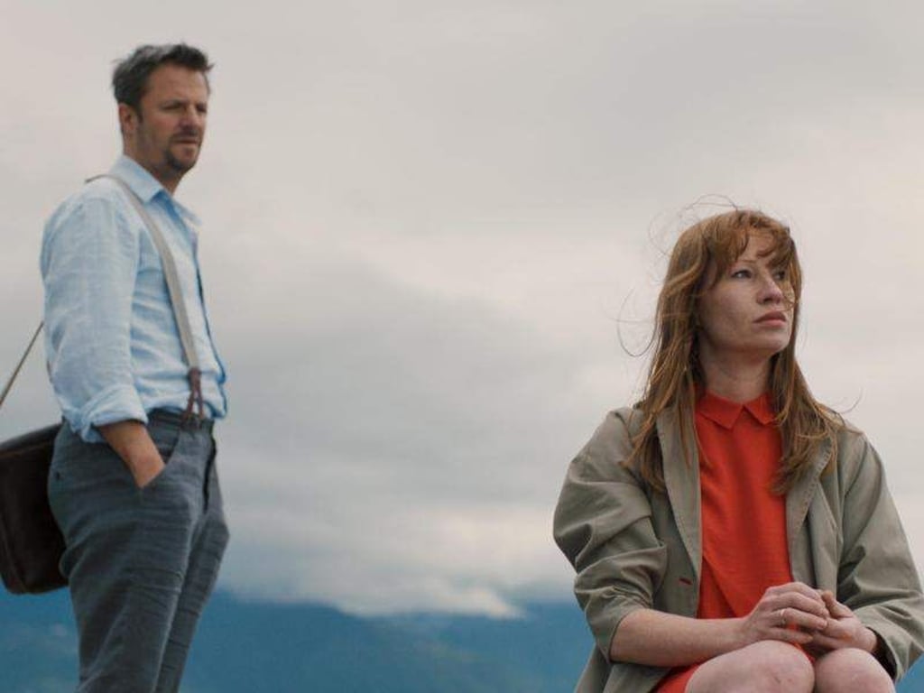 Der Koch Nick (Philipp Hochmair) und die Kinderbuchautorin Anna (Birgit Minichmayr) wollten aus ihrem alltäglichen Leben für einige Zeit ausscheren. Foto: Filmkinotext
