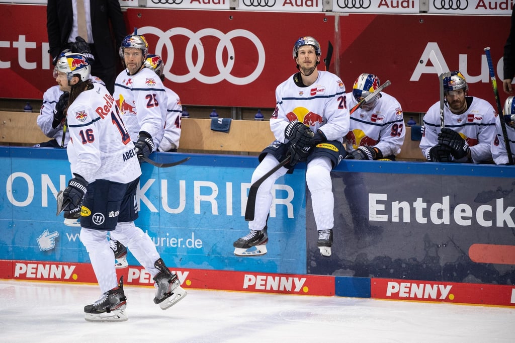 Nach dem frühen Playoff-Aus deutet sich beim EHC Red Bull München ein personeller Umbruch an.