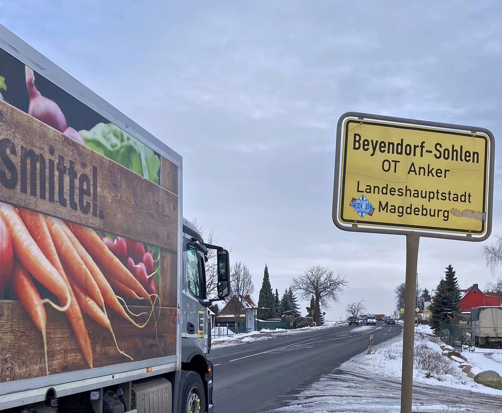 Bewohner hoffen, dass der Lkw-Verkehr, der durch den Ortsteil Anker rollt, reduziert werden kann.