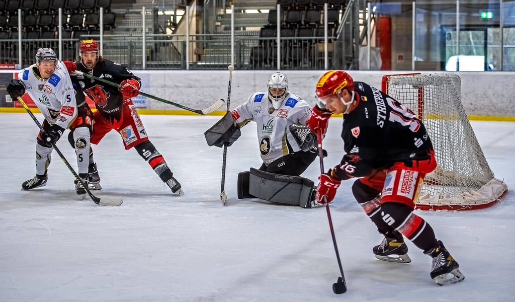 Stürmer Jannik Striepeke spielte die beste Saison seiner Zeit bei den Saale Bulls.