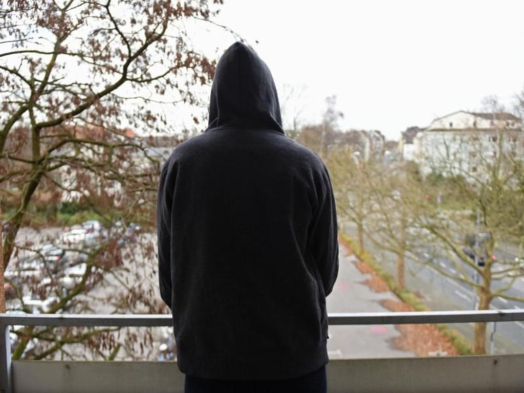 Viele junge Menschen wollen anonym über ihre Probleme sprechen und trauen sich nicht zum Psychologen. Bei dem Beratungsprogramm U25 bekommen sie per E-Mail Hilfe von Gleichaltrigen. Foto: Caroline Seidel