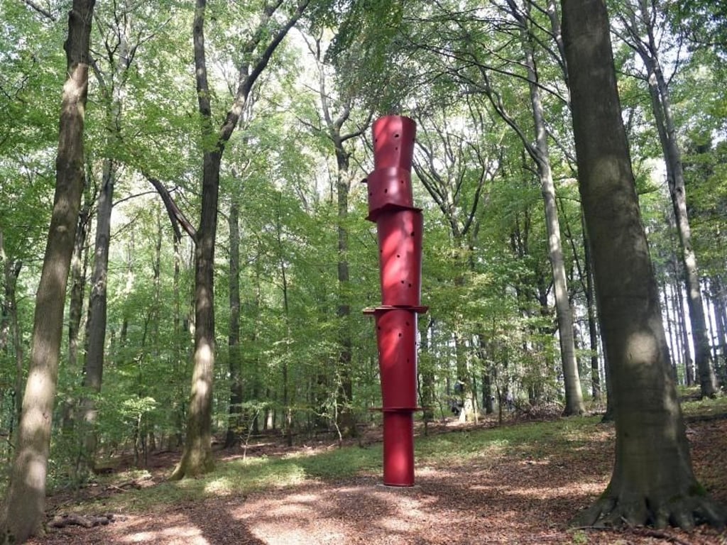 Die Skulptur Odolop von Bogomir Ecker. Foto: Caroline Seidel
