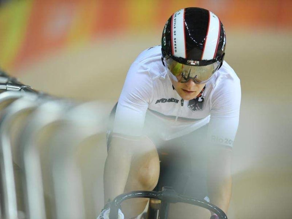 Olympiasiegerin Kristina Vogel hat den Vertrag mit ihrem Team verlängert. Foto: Felix Kaestle