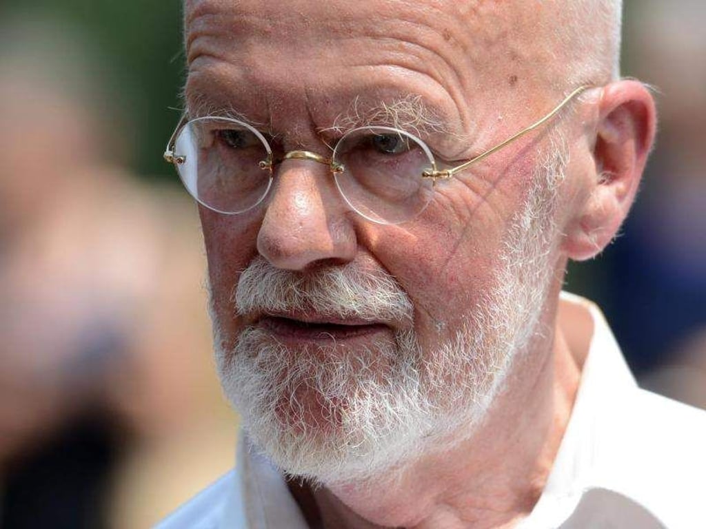 Der verstorbene Maler und Grafiker Otto Möhwald. Foto: Hendrik Schmidt/Archiv