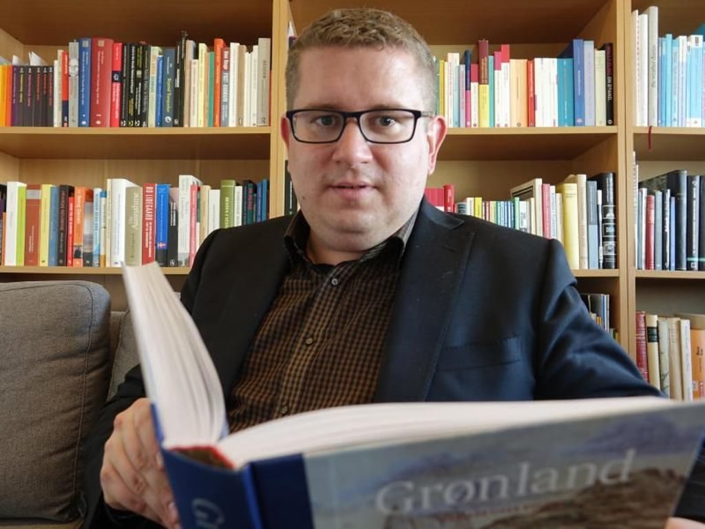 Für Ebbe Volquardsen, Junior-Professor in Kulturgeschichte war die Auswanderung nach Grönland eine spontane Entscheidung. Foto: Julia Wäschenbach