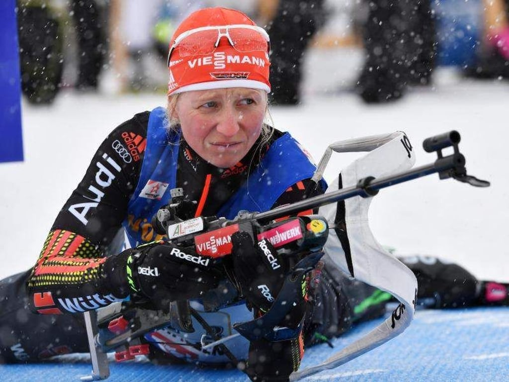 Die Biathlon-Staffelweltmeisterin Franziska Hildebrand ist zu sehen. Foto: Martin Schutt/Archiv