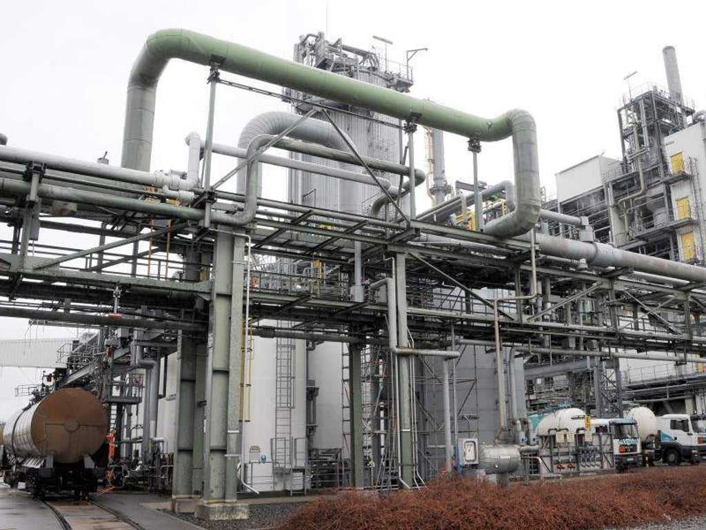 Die Ultradur Anlage der BASF Schwarzheide. Foto: Bernd Settnik/Archiv