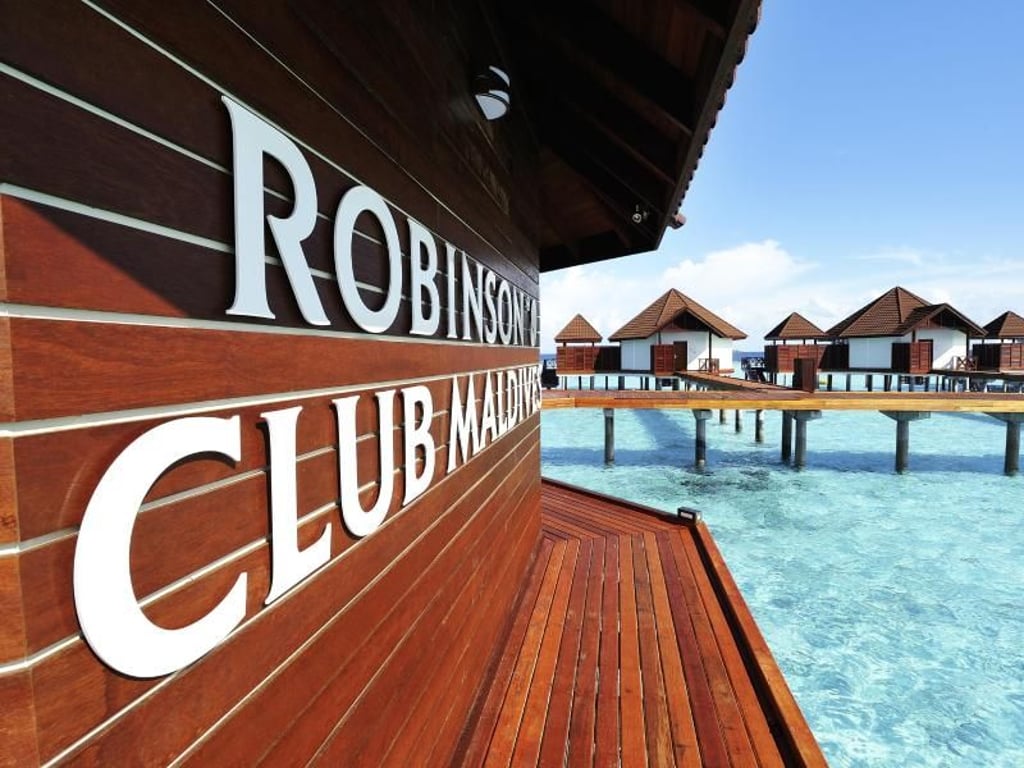 Villen über dem Wasser: Mit diesen Unterkünften präsentiert sich der bestehende Robinson-Club auf den Malediven. Foto: Robinson