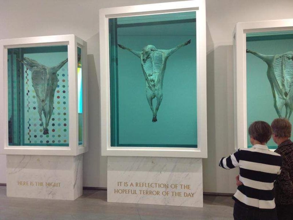 «Mother and Child (Divided)» von Damien Hirst. Foto: Sigrid Harms