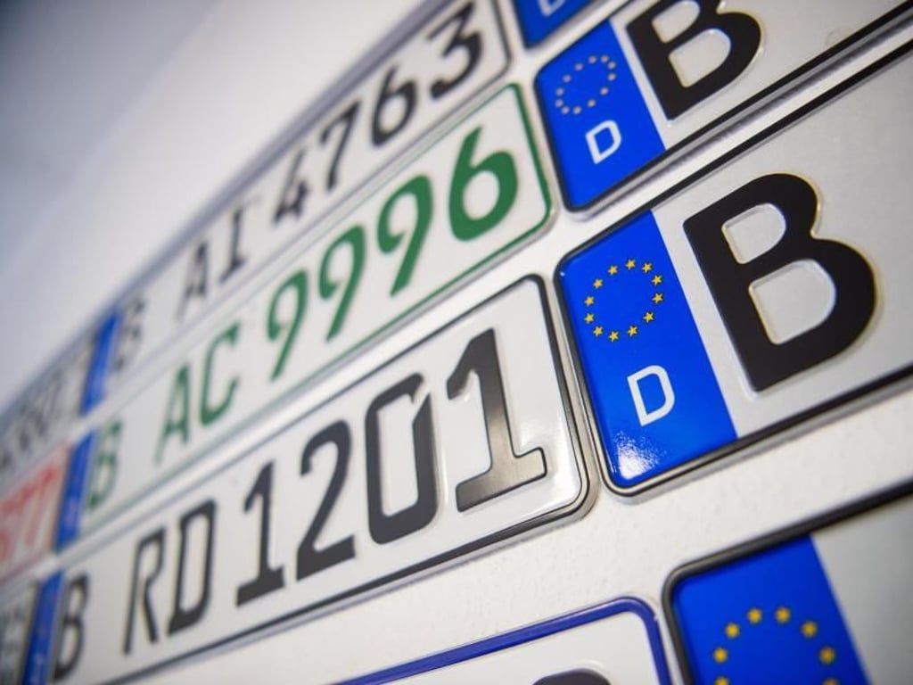 Auch bei einer Online-Neuzulassung können Autobesitzer ihr Wunschkennzeichen angeben. Foto: Arne Immanuel Bänsch