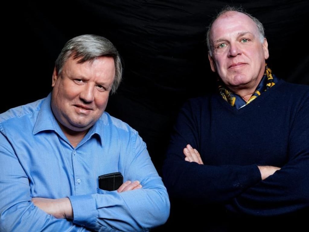 Holger Hagedorn (l) und Martin Knapp arbeiten bei der Fachzeitschrift «Foto Hits». Foto: Norman Herauf