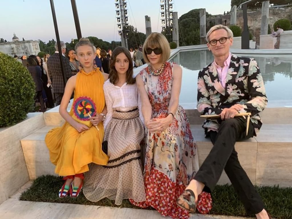 Anna Wintour (2. r) durfte bei der Fendi-Show nicht fehlen. Foto: Annette Reuther