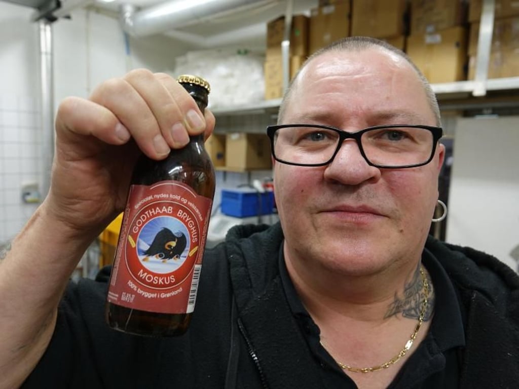 Der Braumeister Jörg Sennhenn hat sich für ein Leben auf der dünn besiedelten und urtümlichen Insel entschieden. Foto: Julia Wäschenbach