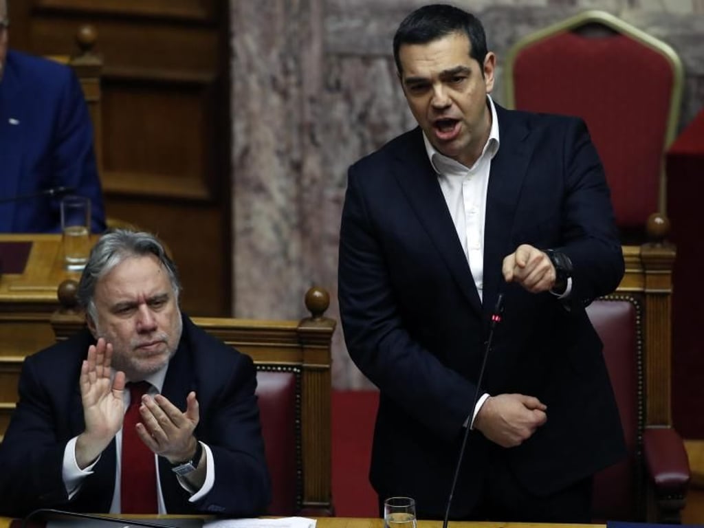 Das griechische Parlament in Athen debattiert den künftigen Umgang mit Reparationsforderungen an Deutschland. Hier Ministerpräsident Alexis Tsipras. Foto: Thanassis Stavrakis/AP/Archiv