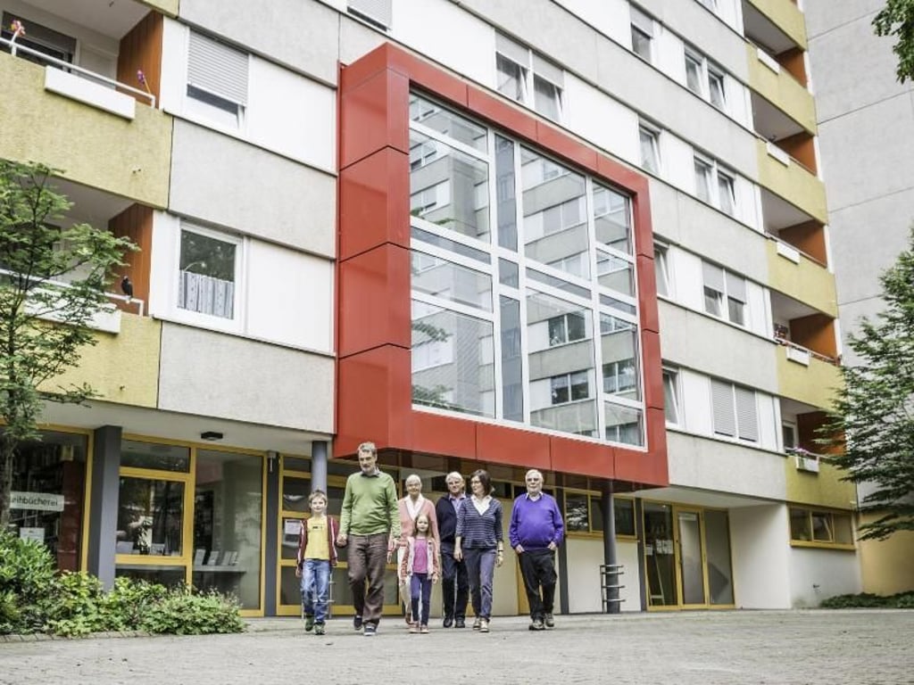 Im Wohnkomplex «Haus Noah» gibt es verschiedene Wohnformen - von normalen Wohnungen bis hin zu betreutem Wohnen für ältere Menschen. Foto: BASF Wohnung + Bauen