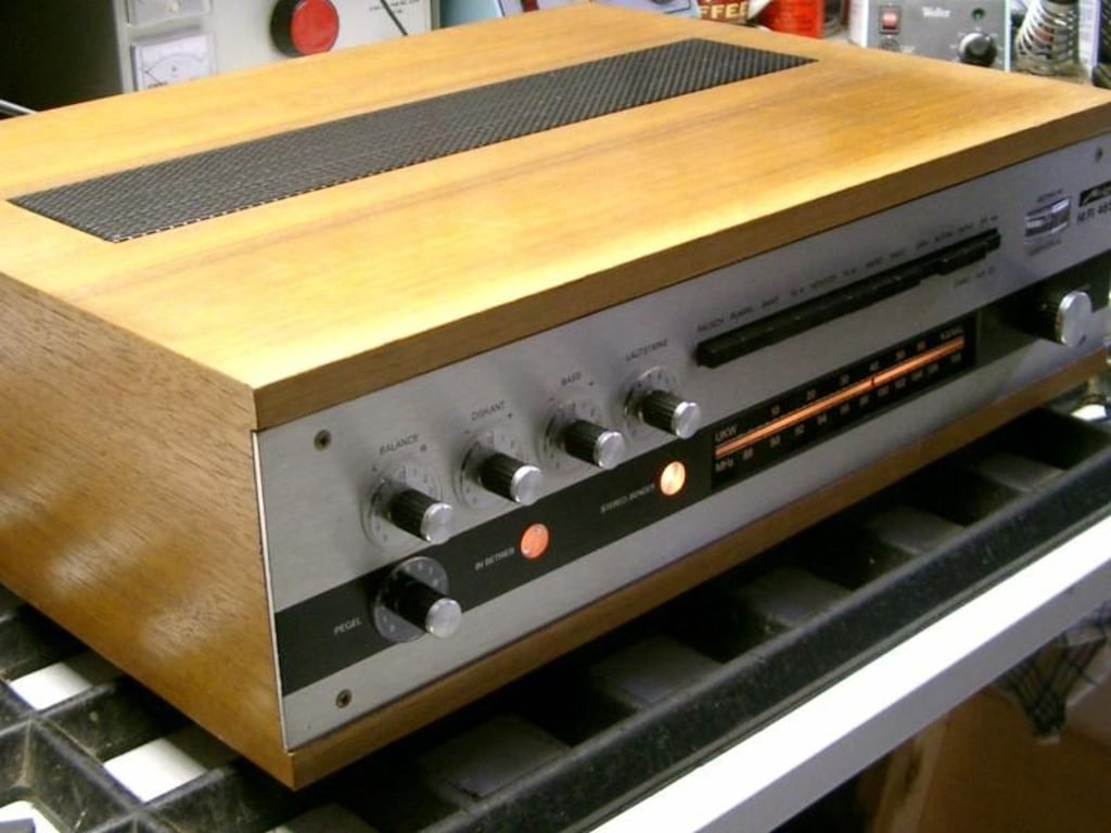 Echtes Holz und eine Front aus Metall: So wurden Hi-Fi-Komponenten einst gefertigt. Foto: Good-old-hifi.de