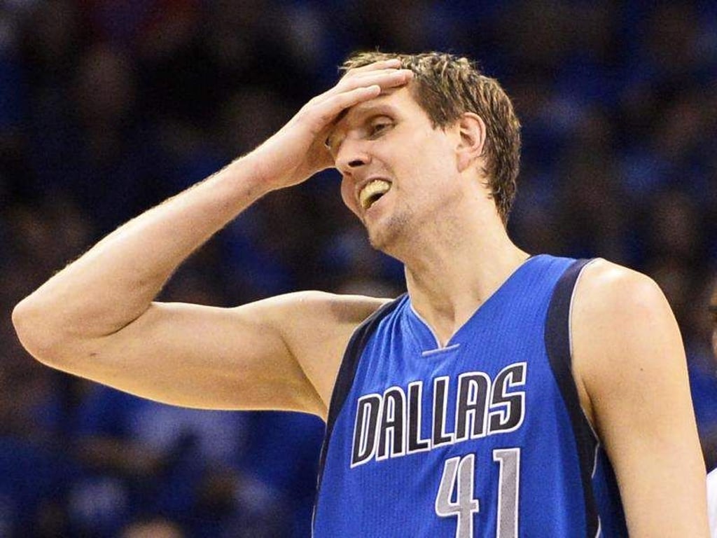 Dirk Nowitzki kassierte mit den Dallas Mavericks eine weitere Pleite. Foto: Larry W. Smith