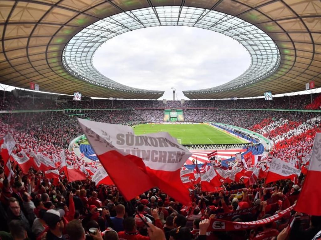 Die Stimmung im ausverkauften Berliner Olympiastadion war wieder finalwürdig. Foto: Hendrik Schmidt