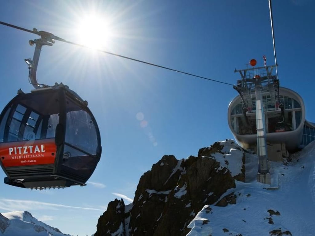 Rekord in Österreich: Bis auf 3440 Meter führt die Wildspitzbahn. Foto: Pitztaler Gletscherbahn/Daniel Zangerl