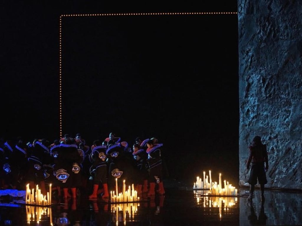 Düster und bedrohlich: «Hamlet» bei den Bregenzer Festpielen. Foto: Bregenz Festival/Karl Forster