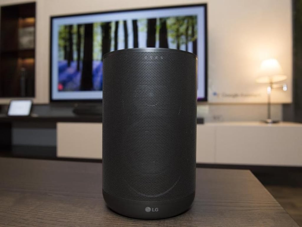 Der auf der IFA in Berlin vorgestellte Smartspeaker WK7 von LG arbeitet mit dem Google Assistant und kann hochauflösende Musikdateien wiedergeben. Foto: Robert Günther