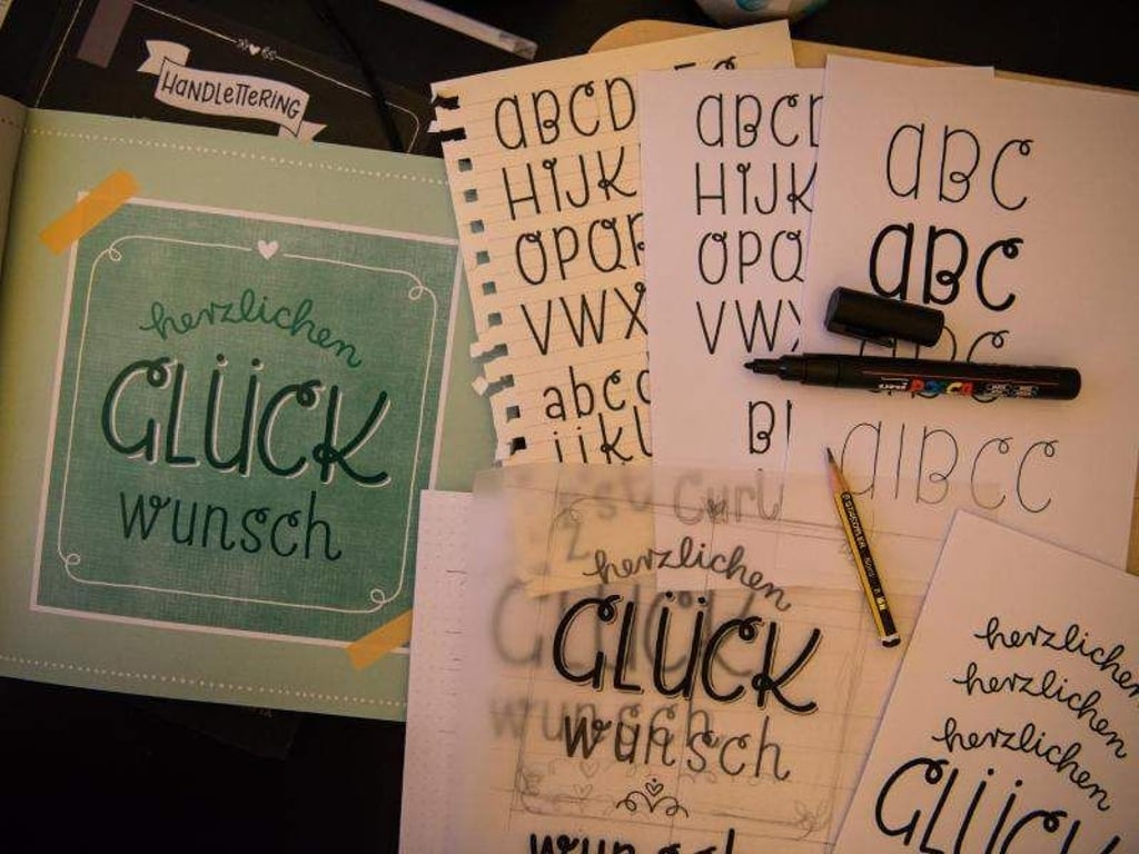 Handlettering - ein neuer Trend. Foto: Andreas Arnold