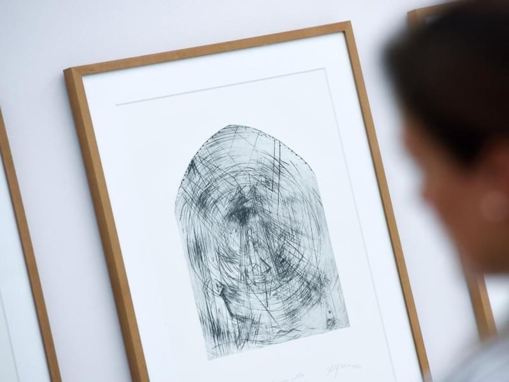 Ein Blatt aus dem 22-teiligen Zyklus «Einer muss wachsen» von Felix Droese an. Foto: Uwe Zucchi