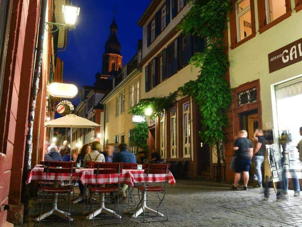 In Heidelberg hat sich ein Streit rund um Nachtleben und Sperrstunde entwickelt. Foto: Uwe Anspach