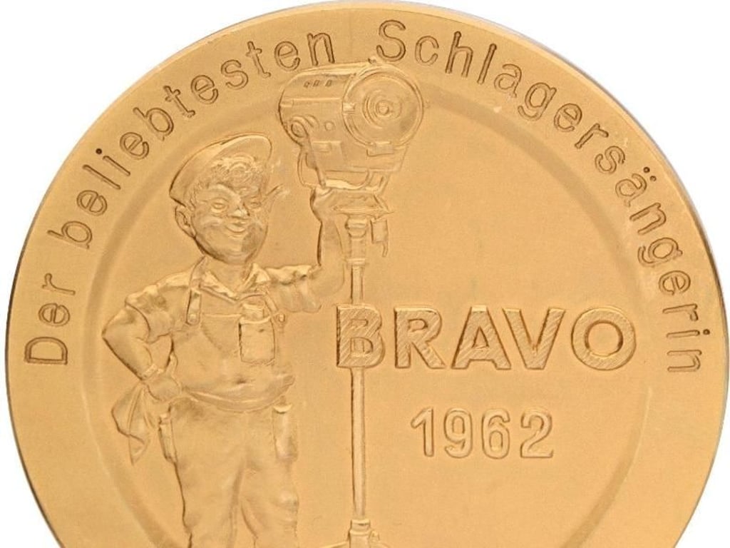 Die Schlagersängerin Connie Francis erhielt 1962 von den «Bravo»-Lesern den «Goldenen Otto». Foto: Heritage Auctions