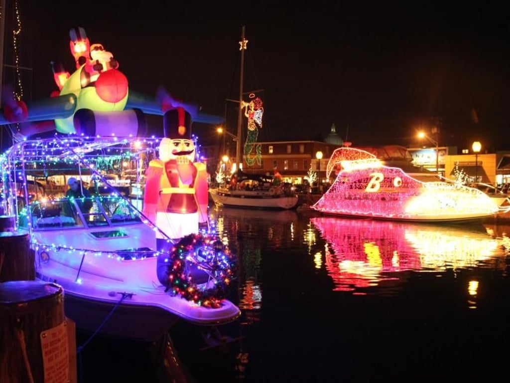Lichtshow in Annapolis: Bunte Lichter gehören zur Weihnachtszeit einfach dazu - vor allem in den USA. Foto: Verena Wolff