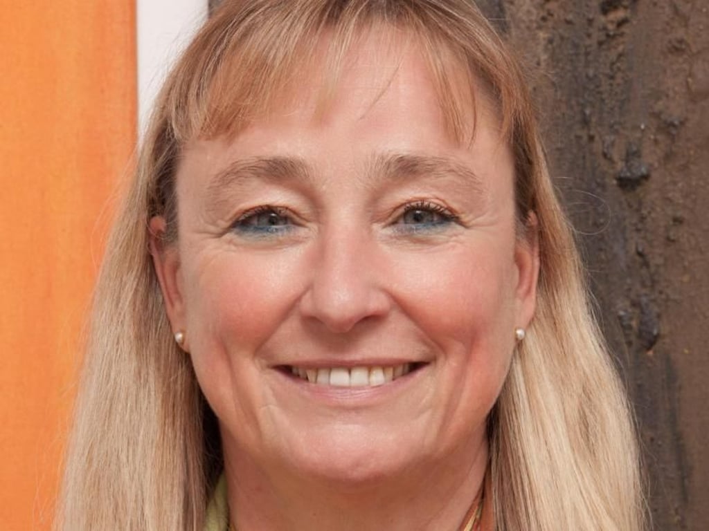 Astrid Hastreiter arbeitet für die Finanzberatung Frauenvermögen in München. Foto: Brigitte Pasterski