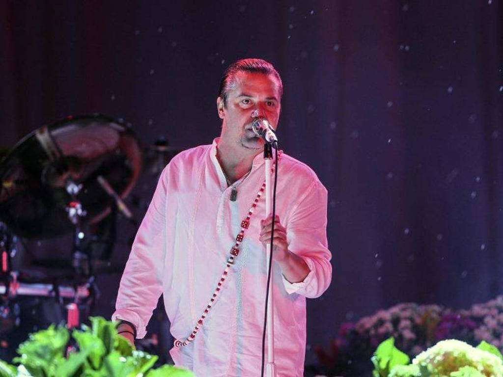 Musik ist sein Leben: Mike Patton tritt 2015 mit seiner Band Faith No More in Rio auf. Foto: Antonio La Cerda/EFE