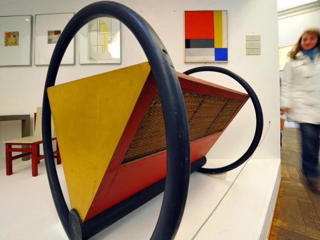 der Bauhaus-Schülers Peter Keler gestaltete 1922 eine Kinderwiege. Foto: Hendrik Schmidt