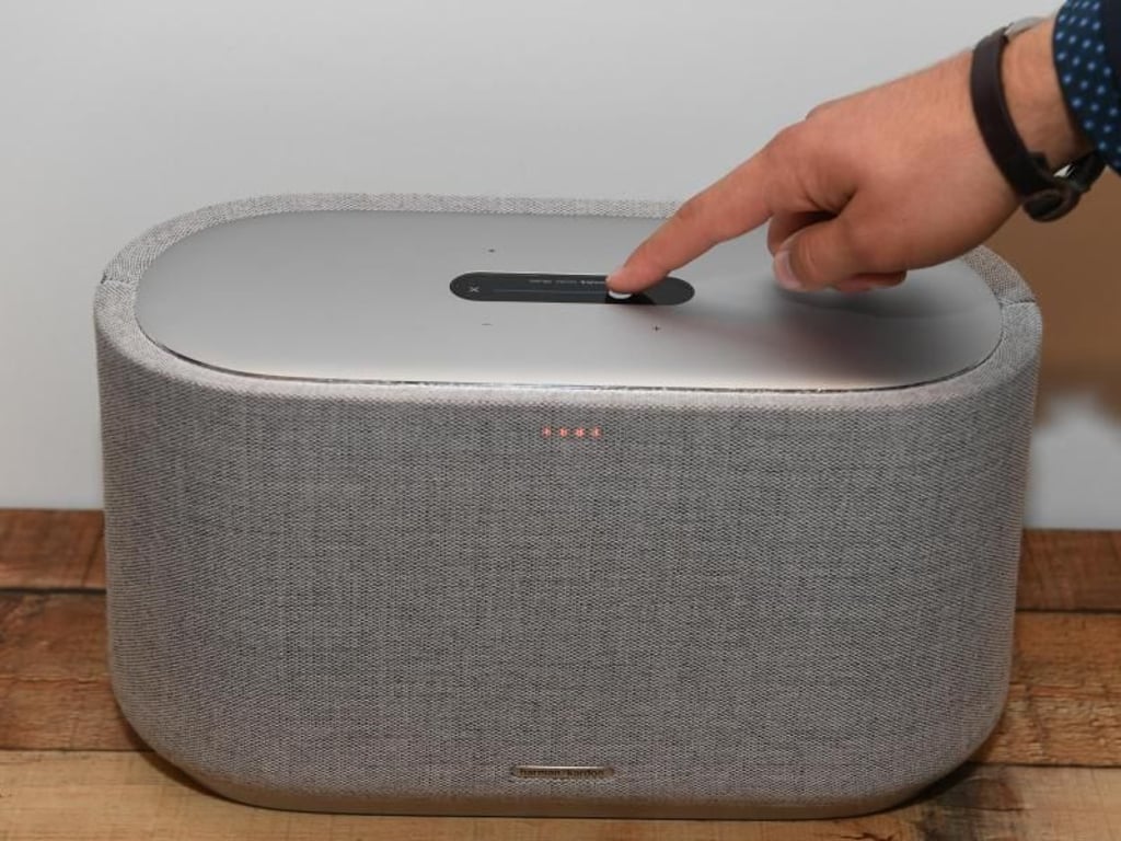 Für die Kommode im Wohnzimmer gedacht: Harman Kardon bringt den Assistant-Speaker Citation 500 auf den Markt. Foto: Robert Günther