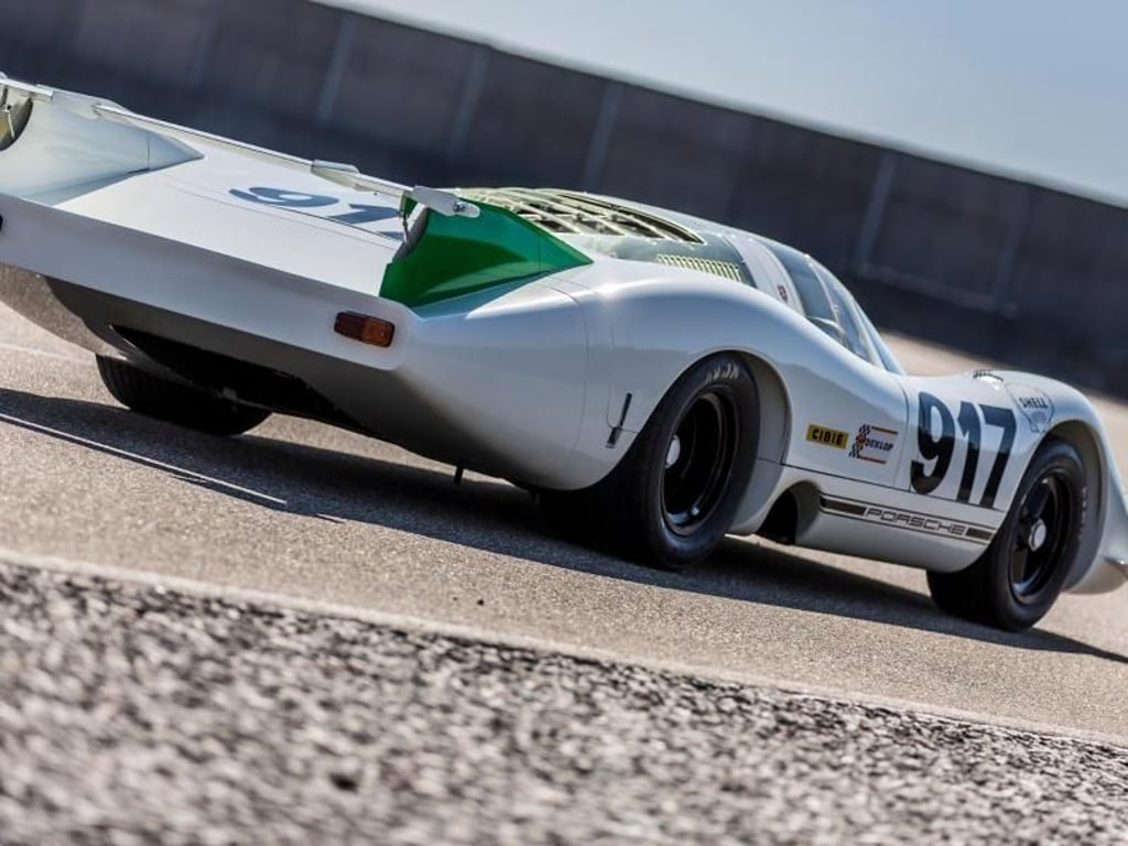 Lang gemacht: Porsche hat diesen 917 anlässlich des Jubiläums wieder in die ursprüngliche Langheckvariante zurückgebaut. Foto: Porsche AG