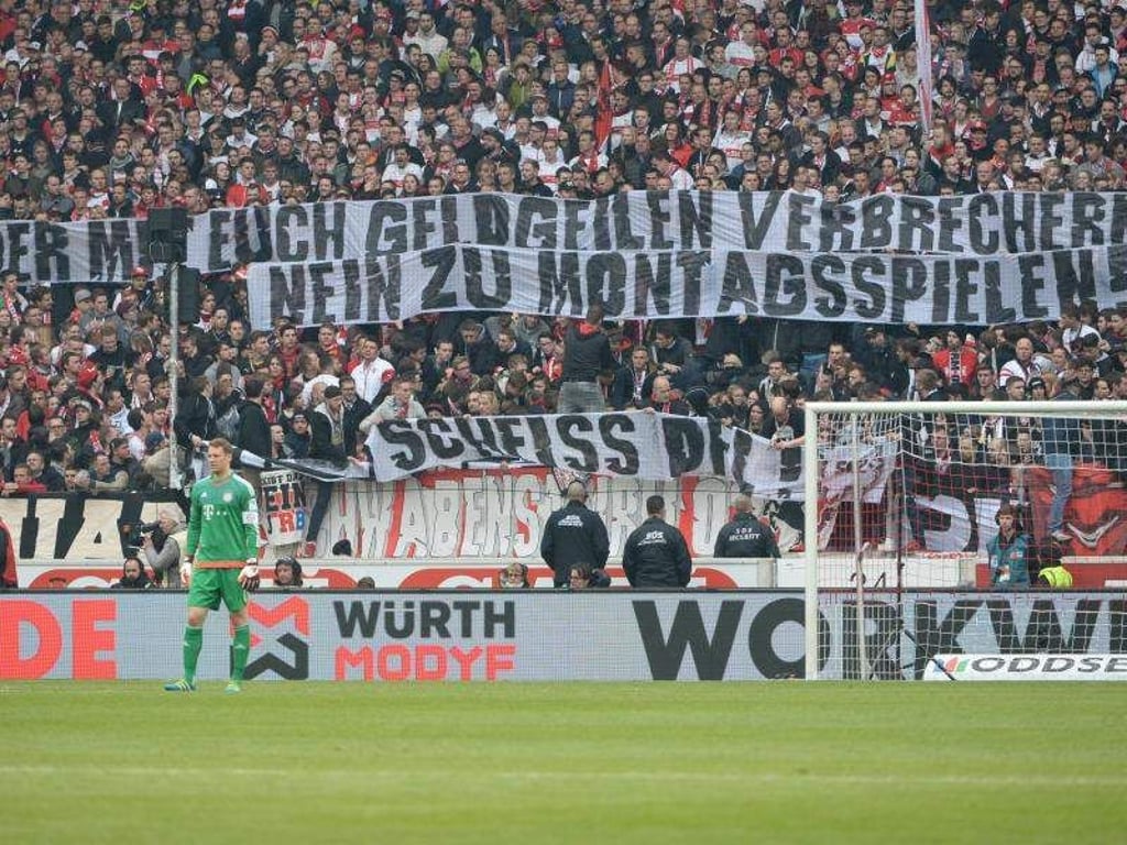 Transparent der Stuttgarter Fans gegen Montagsspiele. Foto: M. Murat/Archiv