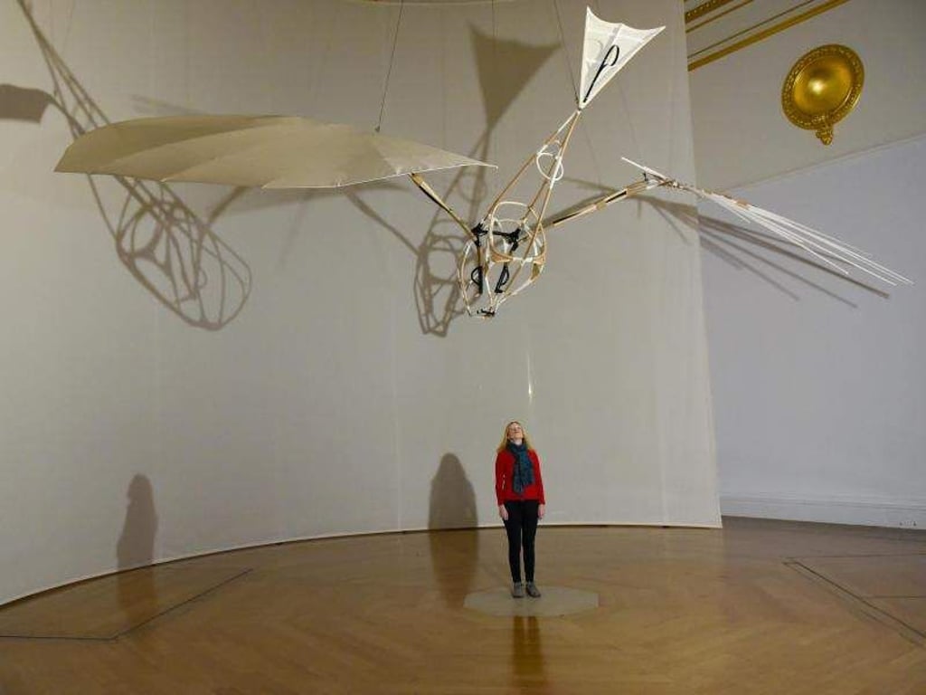 Die Installation «Letatlin» von Vladimir Tatlin in der Royal Academy in London. Foto: Stephen Chung