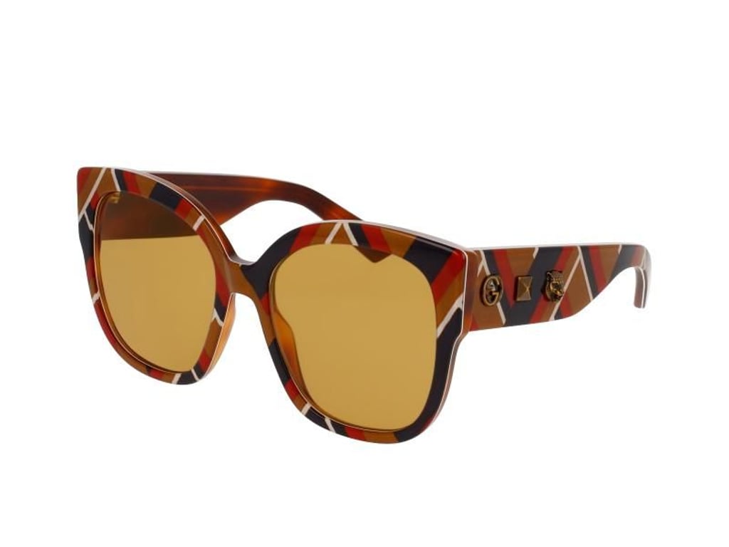 Alles Grafische ist im Sommer 2017 beliebt. Gucci schmückt mit so einem Muster seine Sonnenbrille (390 Euro). Foto: Gucci/dpa-tmn