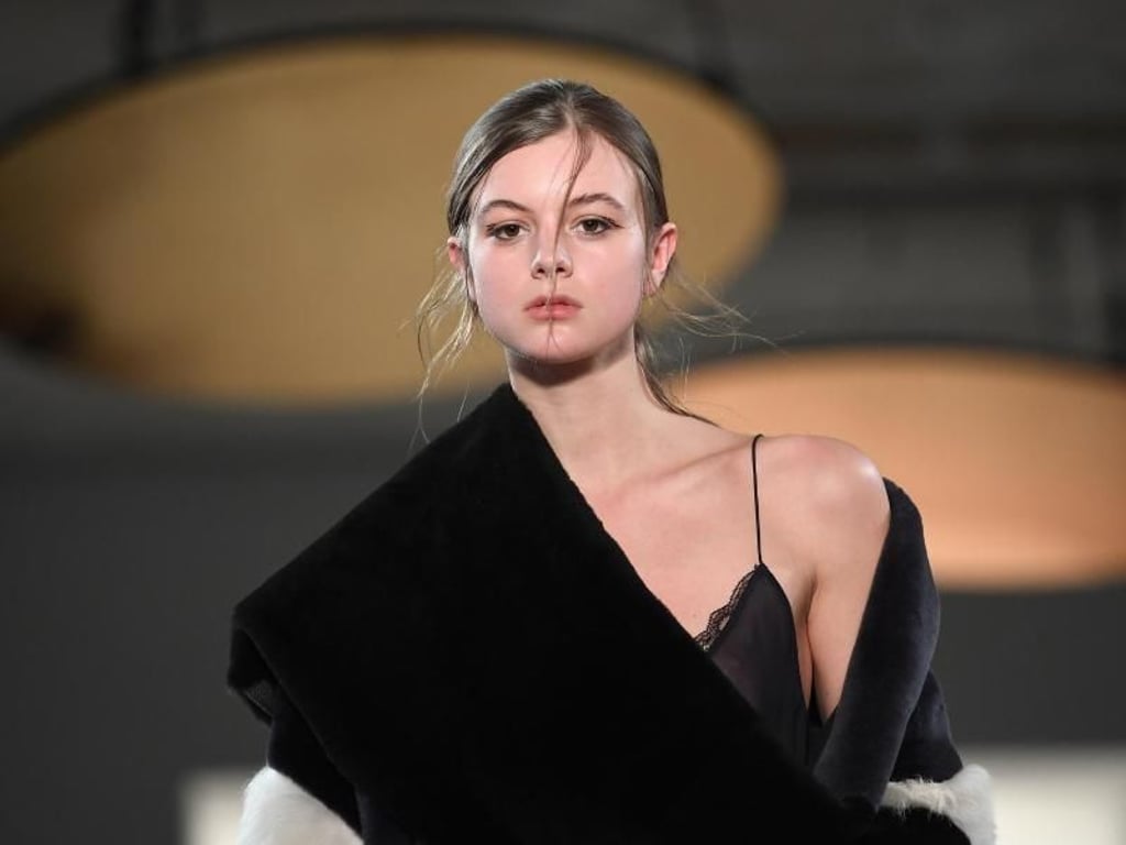 See now buy now: Einige Stücke aus der Kollektion von Dorothee Schumacher kann man sofort kaufen. Foto: Britta Pedersen