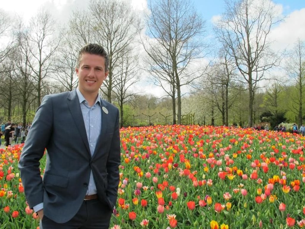 Martin Ellig entwirft als Landschaftsarchitekt die Blumenmuster im Keukenhof im niederländischen Lisse. Foto: Daniela David