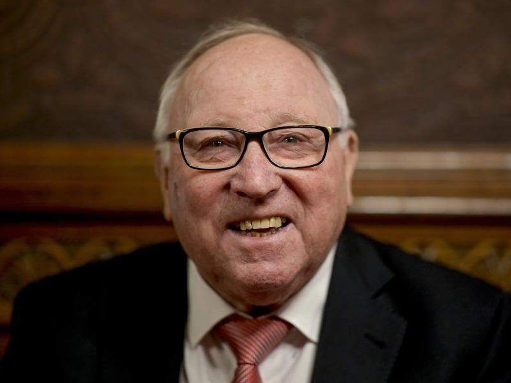 Axel Heimken