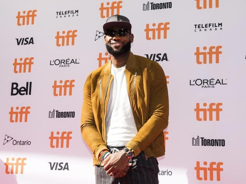 Basketballstar LeBron James nannte Donald Trump nach dessen Attacke einen «Penner». Foto: Nathan Denette/The Canadian Press