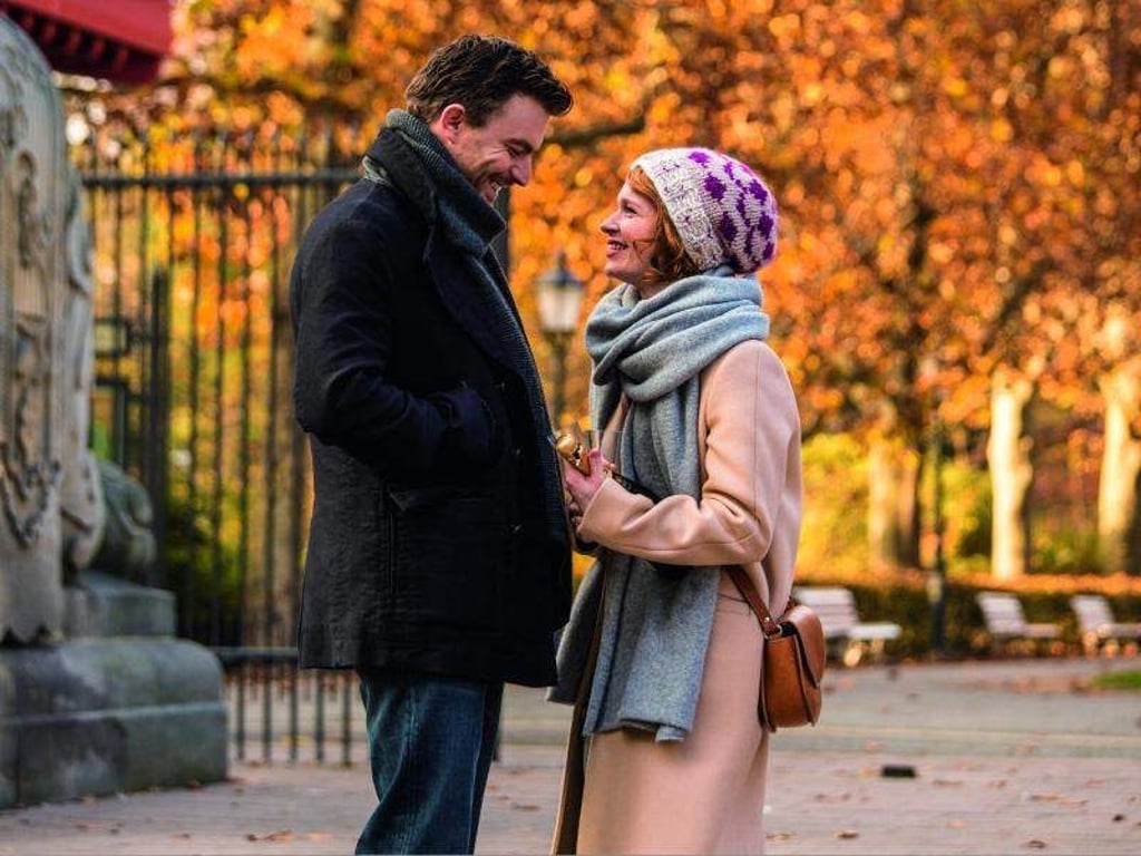Karoline Herfurth als Clara und Friedrich Mücke als Mark in dem Film «SMS für Dich». Foto: Warner Bros. Ent.