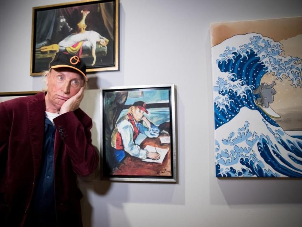 Otto als Cézannes «Knabe mit der roten Weste». Und Hokusais Welle überschlägt sich dazu. Foto: Christian Charisius