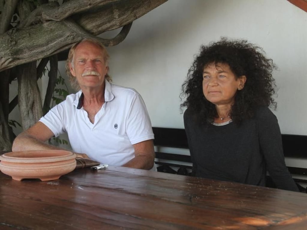 Das deutsche Ehepaar Gereon und Helga Verweyen leitet das Segelzentrum Elba in Bagnaia. Foto: Bernhard Krieger
