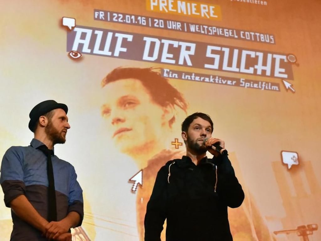 Haben ein interaktives Filmspiel entwickelt: Filmemacher Erik Schieskos und Computerspieler Olaf Poschk. Foto: Bernd Settnik