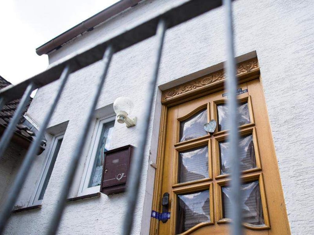 In diesem abgelegenen Haus in Höxter wurde die Frau gefangen gehalten und misshandelt. Foto: Marcel Kusch