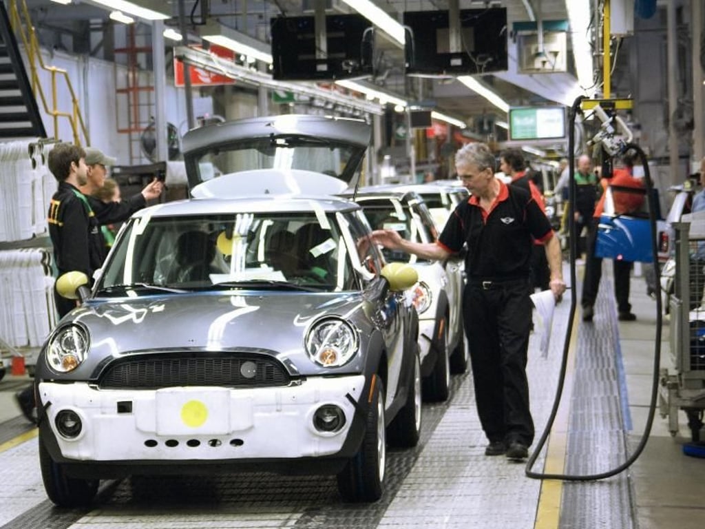 Produktion von Mini-Fahrzeugen im Werk Oxford: Die britische Autoindustrie muss den Brexit besonders fürchten. Foto: BMW AG